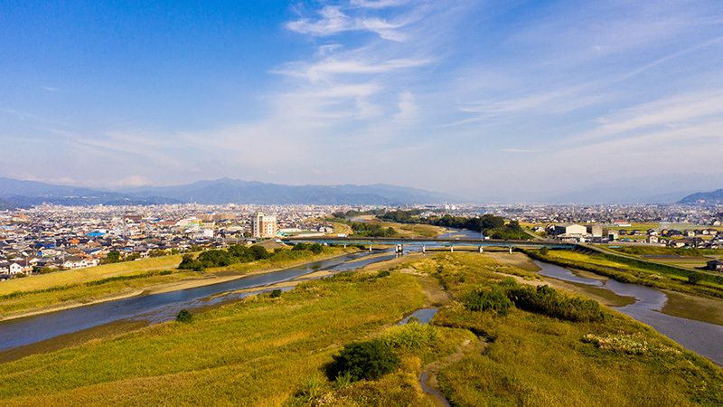 愛媛県西条市丹原を流れる中山川